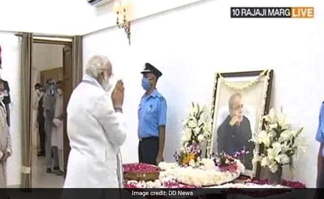 pranab mukherjee demise state funeral today pm modi pays his last respects – प्रणब मुखर्जी का राजकीय सम्मान से अंतिम संस्कार आज, राष्ट्रपति, प्रधानमंत्री ने दी श्रद्धांजलि