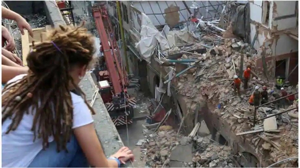 Rescuers hear ‘heartbeat’ under rubble one month after disaster |बेरूत धमाकाः बचाव दल ने एक माह बाद सुनी मलबे के नीचे एक व्यक्ति की सासें!| Hindi News, दुनिया
