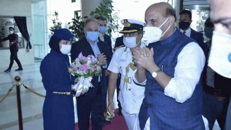 Rajnath Singh arrives in Iran, returning from Moscow | चीन पर 24 घंटे में दूसरा ‘कूटनीतिक अटैक’, इस देश में वार्ता करने पहुंचे राजनाथ सिंह