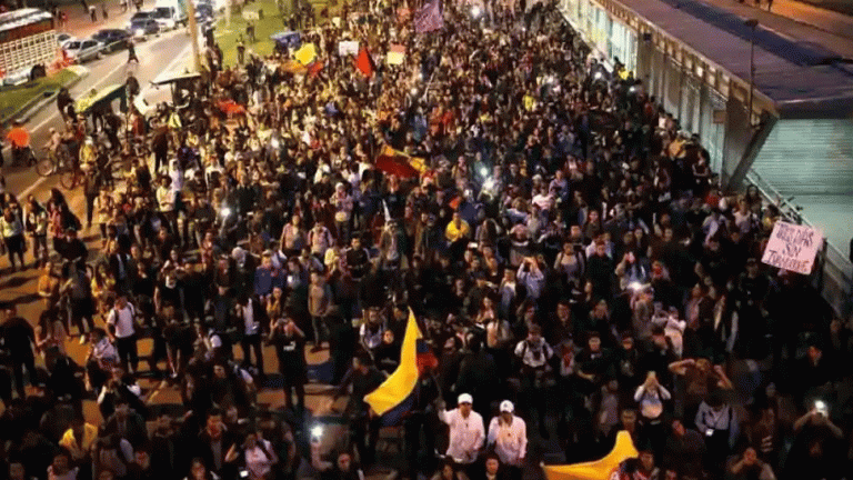 Colombian Defence Minister apologises for police brutality | कोलंबिया : रक्षा मंत्री ने पुलिस की क्रूरता के लिए मांगी माफी, किया न्याय दिलाने का वायदा