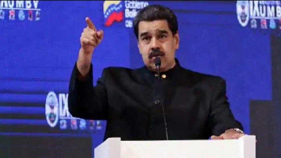 Venezuelan President Nicolas Maduro announces capture of American spy | वेनेजुएला ने तेल रिफायनरी पर हमला करने जा रहे अमेरिकी जासूस को पकड़ा, फिल्मी अंदाज में रची गई थी साजिश!