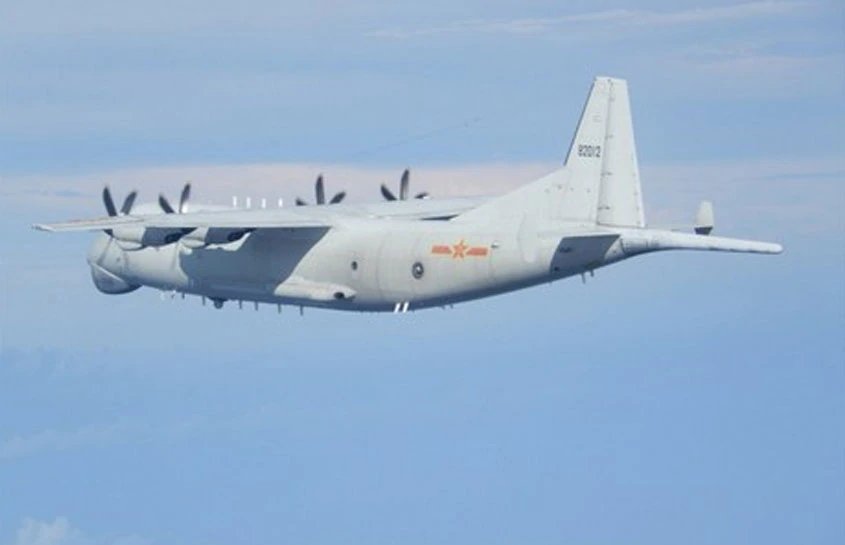 Taiwan set for stronger ties with US as Chinese jets harry island | 18 लड़ाकू विमानों के साथ चीन ने की ताइवान में घुसपैठ, अमेरिका को दी ये धमकी