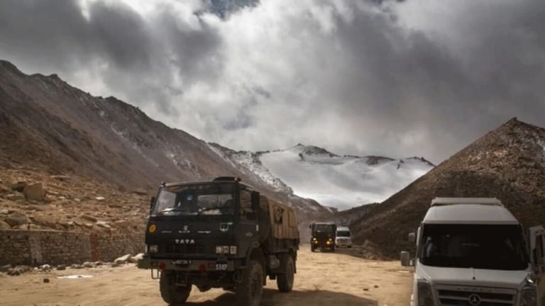 India tries to reason with adamant China on disengagement along LAC to ease standoff: Sources| LAC पर तनाव कम करने का भारत ने दिया ये ‘फॉर्मूला’, चीन जिद पर अड़ा