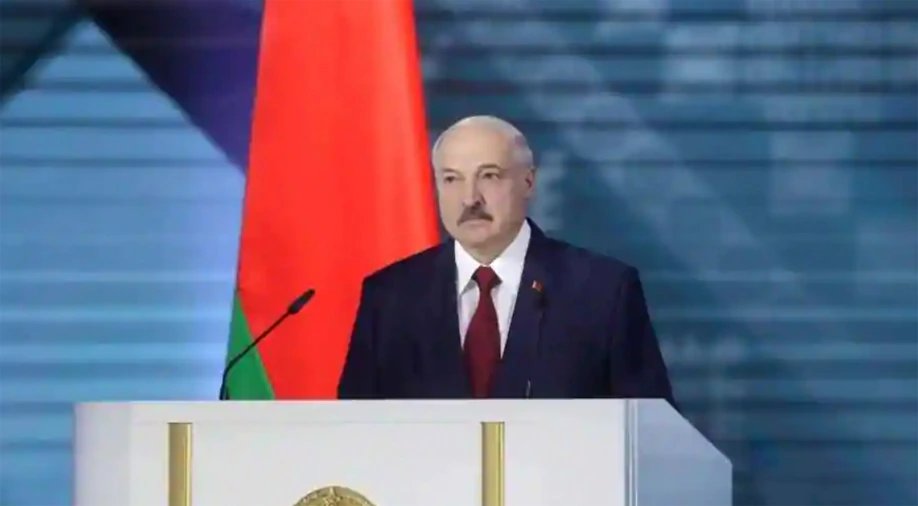UK, Canada impose sanctions on Belarus President Alexander Lukashenko | यूके और कनाडा ने इस देश के राष्ट्रपति पर लगाया प्रतिबंध, जानें क्या है वजह?