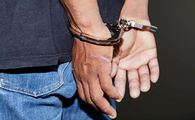 असम पुलिस ने राज्य की JEE परीक्षा में हेराफेरी का किया खुलासा, टॉपर, उसके पिता और तीन अन्य गिरफ्तार