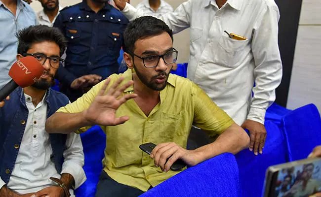 दिल्ली दंगों का मामला: जेएनयू का पूर्व छात्र उमर खालिद गिरफ्तार