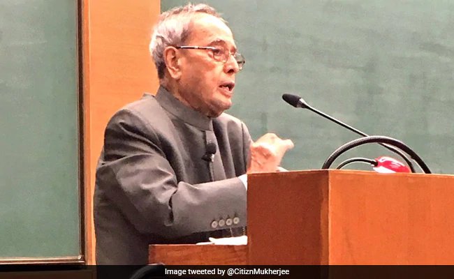 When Pranab Mukherjee Snubbed Those Who Criticized Previous congress governments – नेहरू-मनमोहन को हर बात पर दोष देने वालों को प्रणब मुखर्जी ने बीते साल दी थी तगड़ी नसीहत