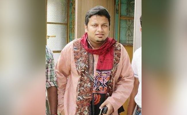 पश्चिम बंगाल की CM ममता बनर्जी को 'कोविड झप्पी' की धमकी देने पर BJP नेता के खिलाफ शिकायत दर्ज