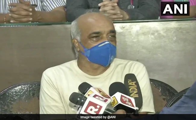 Retired Navy officials said after attck, if unable to maintain law and order, Uddhav Thackeray should resign – नौसेना के सेवानिवृत्त अधिकारी बोले – कानून व्यवस्था को कायम करने में असमर्थ हैं तो उद्धव ठाकरे को…