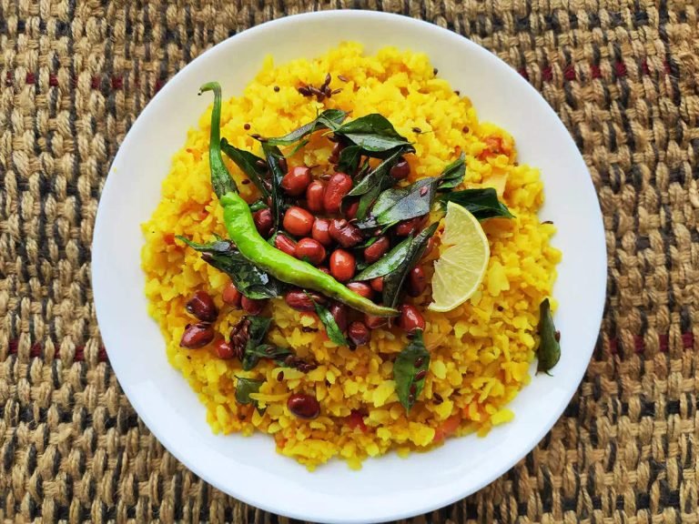 why should eat poha in breakfast: Poha And Nutritions: नाश्ते में पोहा खाकर निकलते हैं तो मिलते हैं ये 6 खास फायदे – why should eat poha in breakfast know the reason and health benefits of poha in hindi