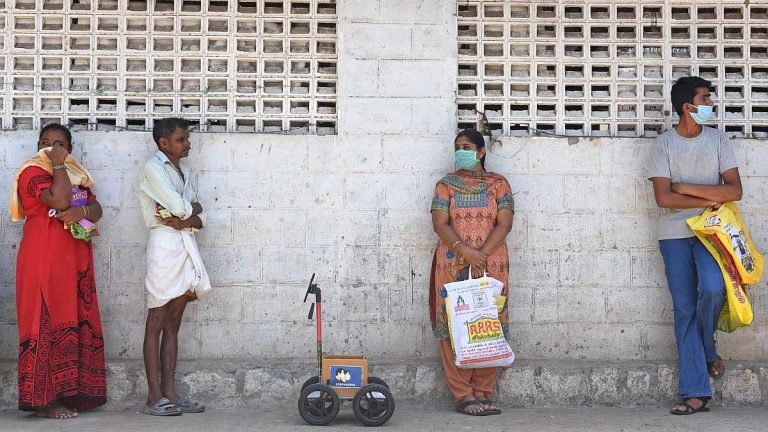 Social distancing is the social vaccine in the fight against coronavirus: central government – कोरोनावायरस से लड़ाई में सोशल डिस्टेंसिंग ही सोशल वैक्सीन है : केंद्र सरकार