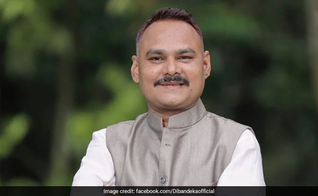असम पुलिस पेपर लीक मामले में पूर्व डीआईजी और बीजेपी नेता पर इनाम घोषित करेगी