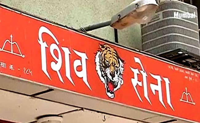 रिटायर्ड नेवी अफसर की पिटाई के आरोप में शिवसेना के 6 कार्यकर्ता गिरफ्तार