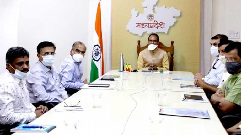 मुख्यमंत्री श्री चौहान से मिला अंतर मंत्रालयीन दल