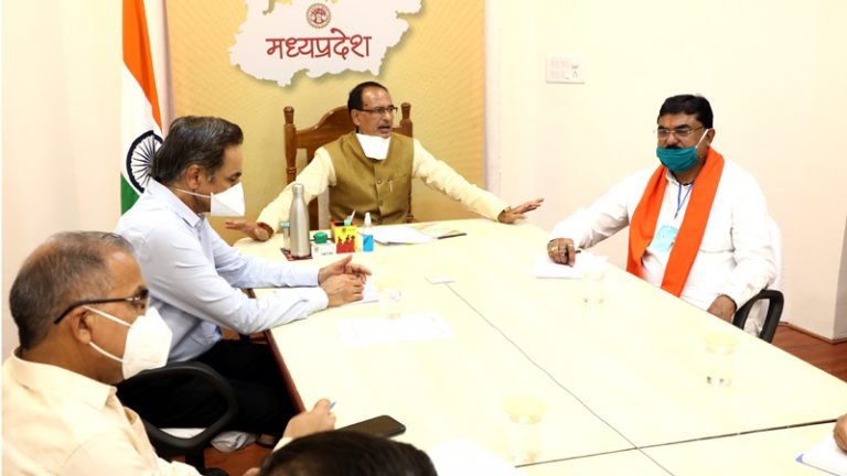 मुख्यमंत्री श्री चौहान ने की धान और अन्य खरीफ फसलों की उपार्जन व्यवस्थाओं की समीक्षा