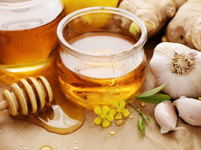 honey and garlic mixture: लहसुन और शहद एक साथ मिलाकर खाने से मिलते हैं कमाल के फायदे – health benefits of honey and garlic mixture