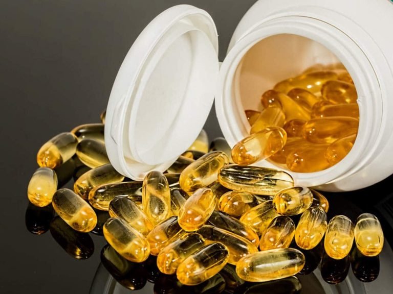 vitamin d over dosage impact: विटमिन-डी की ओवर डोज लेने से बढ़ गई ऐसे मरीजों की संख्या – over dosage of vitamin d may be the cause of nausea and vomiting