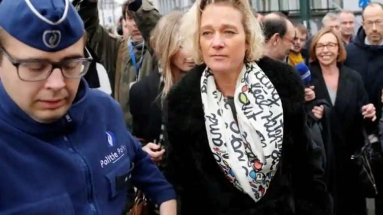 Former Belgian king s secret daughter wins the right to call herself a princess | बेल्जियम को मिली नई प्रिंसेस, कोर्ट में मुकदमा लड़कर जीता अवैध से ‘वैध’ होने का हक