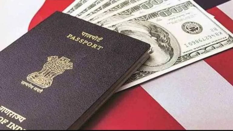 Atleast 6 percent indo-American are poor: us report | करीब छह प्रतिशत भारतीय-अमेरिकी गरीबी रेखा से नीचे, बंगाली-पंजाबी समुदाय में गरीबी: रिपोर्ट