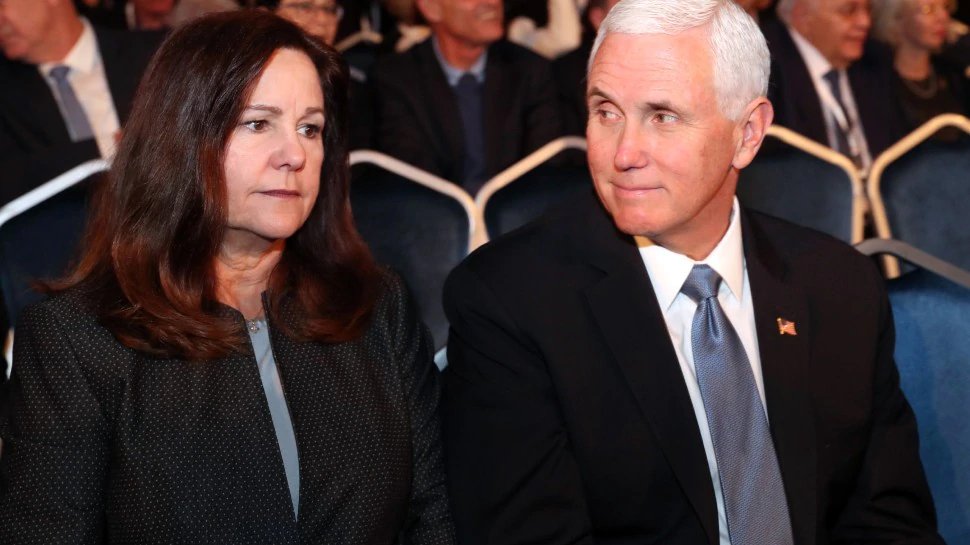 COVID-19 infection not detected in US Vice President Pence and his wife|US उपराष्ट्रपति माइक पेंस और उनकी पत्नी की कोरोना रिपोर्ट आई निगेटिव