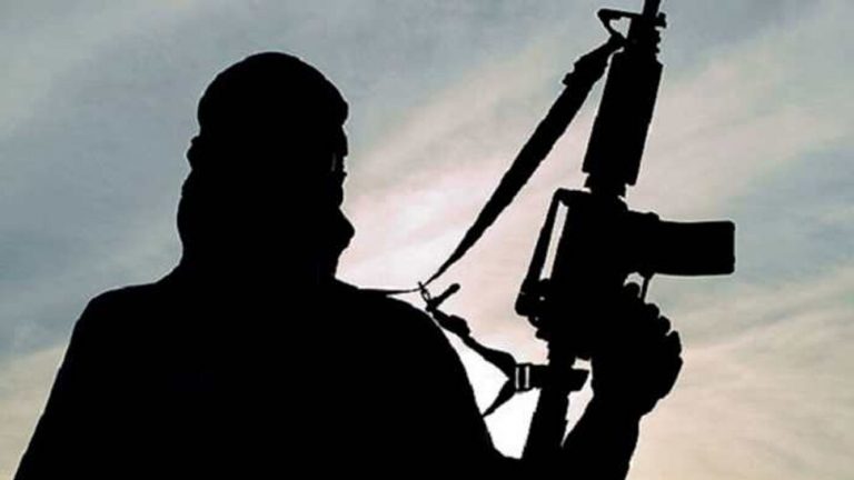 21 killed in terror attacks in Balochistan and North waziristan | पाकिस्तान में हुए दो बड़े आतंकी हमले, 14 सुरक्षाकर्मियों समेत 21 लोगों की मौत