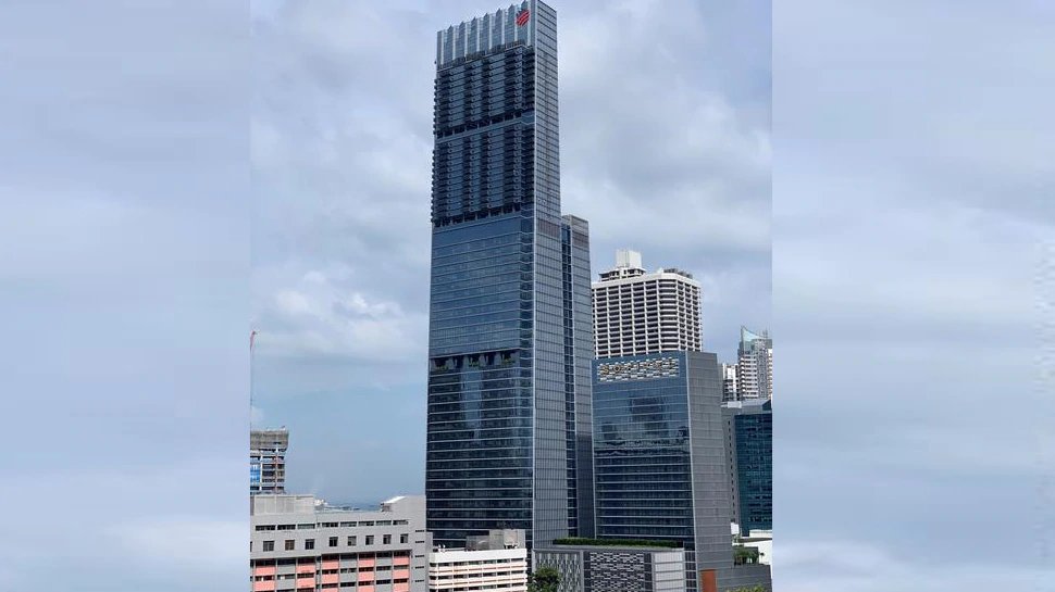 British billionaire Dyson sells his Singapores penthouse| सिंगापुर का सबसे महंगा ‘पेंट हाउस’ सस्ते में क्यों बिक रहा है?