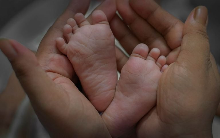 अमेरिका में एक द्वीप ऐसा जहां 90 साल बाद हुआ किसी बच्चे का जन्म