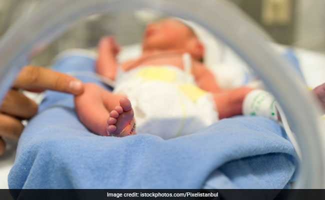 छत्तीसगढ़ : कोरोना पॉजिटिव महिला ने 3 बच्चों को दिया जन्म, स्वास्थ्य मंत्री हर्षवर्धन डॉक्टरों की तारीफ में बोले...