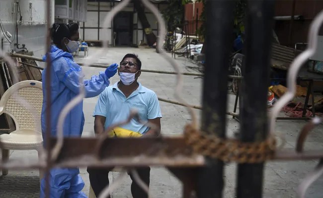Coronavirus India Updates: डॉक्टर रेड्डीज से रूसी कोविड-19 टीका परीक्षण के दूसरे, तीसरे चरण के लिए फिर से आवेदन देने को कहा गया