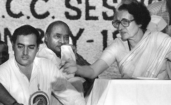 Ex Prime Minister Indira Gandhi jailed two times after losing 1977 Election, but she resume power within three years with new strategy – 1977 में हार के बाद इंदिरा गांधी को 2 बार जाना पड़ा था जेल, कांग्रेसियों में जोश भर दोबारा यूं पाई थी सत्ता