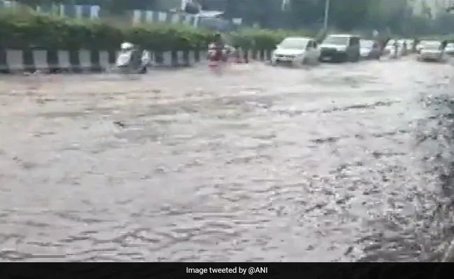 पश्चिमी महाराष्ट्र के 3 जिलों में बारिश ने ली 27 लोगों की जान