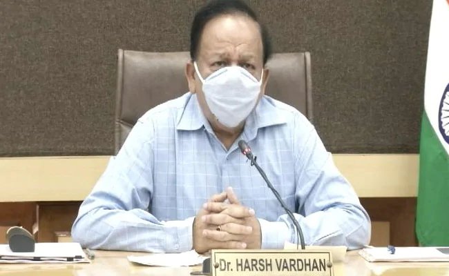 भारत को अगले कुछ महीनों में कोविड-19 का टीका मिलने की उम्मीद : हर्षवर्धन
