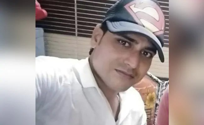 Tihar Jail Undertrial prisoner murder case accused prisoners photos video with knife