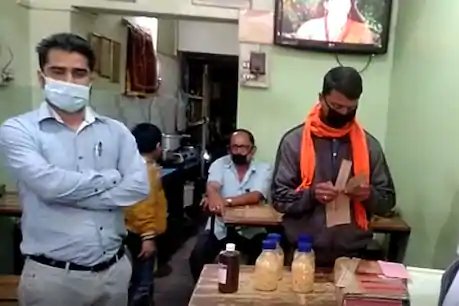 उड़नदस्ते की छापेमारी की कार्रवाई लगातार जारी है. 
