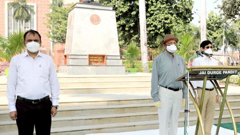  मंत्रालय में हुआ वंदे-मातरम गायन