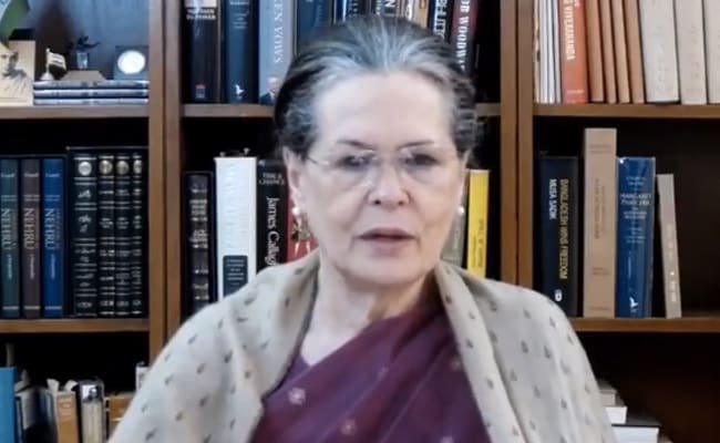 सोनिया गांधी ने बाइडेन व कमला हैरिस को लिखा खत, विभाजन को भरने पर जोर देने के लिए की तारीफ