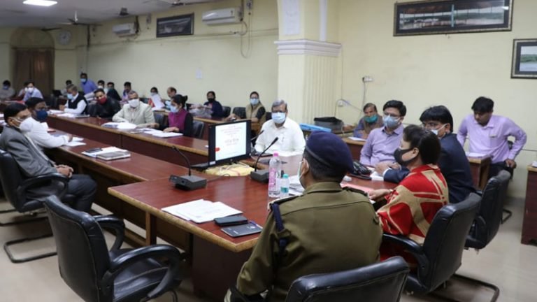 तकनीकी शिक्षा मंत्री श्रीमती सिंधिया ने हाउसिंग बोर्ड के इंजीनियर को किया निलंबित
