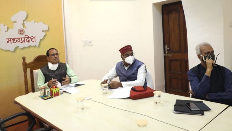 कोरोना संक्रमण से बचाव के लिये पूरी सावधानी बरतें