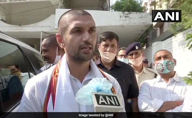 जदयू नेता भाजपा की सीटों पर कर रहे भितरघात, जिन सीटों पर लोजपा नहीं लड़ रही वहां बीजेपी को समर्थन : चिराग पासवान