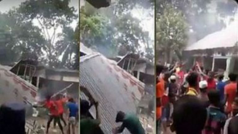 कार्टून विवाद: अब इस देश में हिंदुओं के साथ बर्बरता, ट्वीट कर मांगी मदद