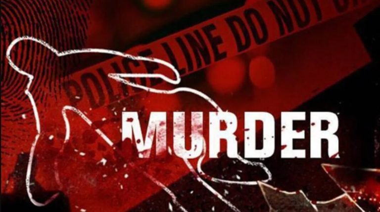 अपहरण के बाद युवती की हत्या के मामले में सड़क पर उतरे सैकड़ों लोग