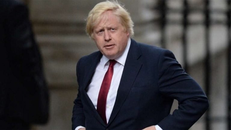 British PM Boris Johnson under self-isolation after contact with COVID-19 positive MP | कोविड-19 पॉजिटिव सांसद के संपर्क में आए ब्रिटिश PM, खुद ट्वीट कर दिया हेल्थ अपडेट