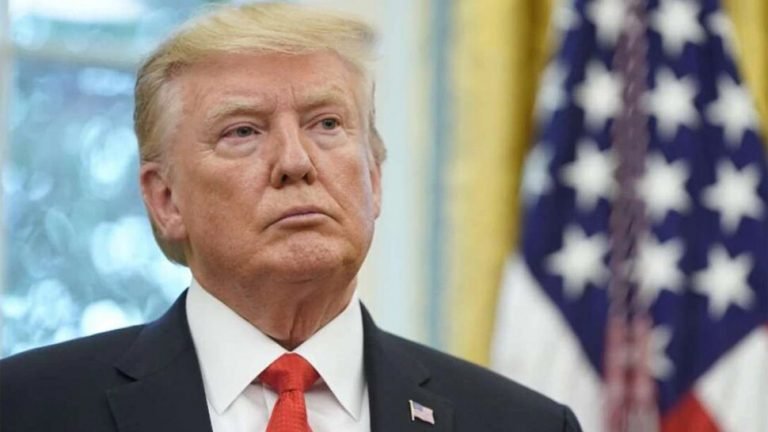 Donald Trump tweet on US Election, says-I won the election, Voter fraud all over the country | डोनाल्ड ट्रंप ने एक बार फिर हार मानने से किया इनकार, ट्वीट कर किया ये दावा