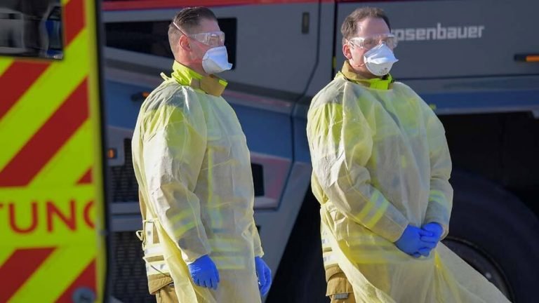 One person dying every 17 seconds in Europe due to coronavirus | फिर खौफनाक हुआ कोरोना: यहां हर 17 सेकंड में हो रही एक शख्स की मौत