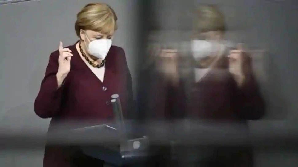 Great news for Germany because COVID-19 vaccine may come here before Christmas for health workers | इस देश के लिए आई बड़ी खुशखबरी, क्रिसमस से पहले आ सकती है COVID-19 वैक्सीन