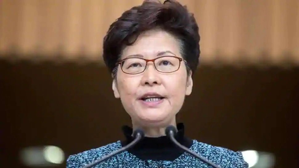 Hong Kong top leader Carrie Lam piles up cash at home after US sanctions, she has no bank account | हॉन्‍ग कॉन्‍ग की इस नेता की करोड़ों में है सैलरी, लेकिन घर पर रखती हैं ‘नकदी का ढेर’