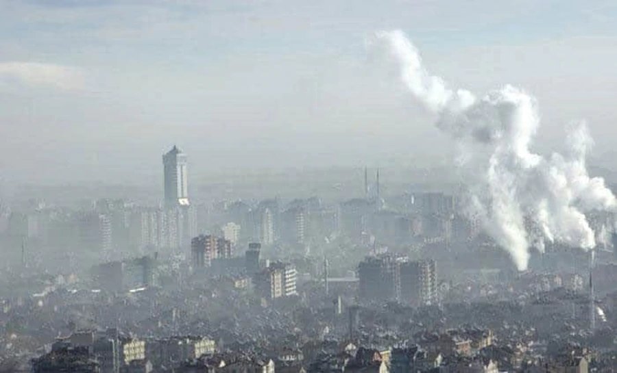 UK court will hear petition on death caused by pollution | दुनिया में पहली बार Pollution से मौत पर इस देश में होगी सुनवाई, फैसले पर टिकीं निगाहें