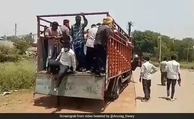 कोरोना संकट के कारण रोजगार के अवसर फिर कमजोर पड़े