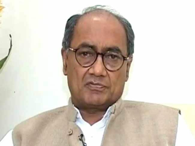 'लव जेहाद' पर BJP का दोहरा खेल, एक तरफ सम्मान तो दूसरी तरफ कड़े कानून का ढोंग: दिग्विजय सिंह का हमला