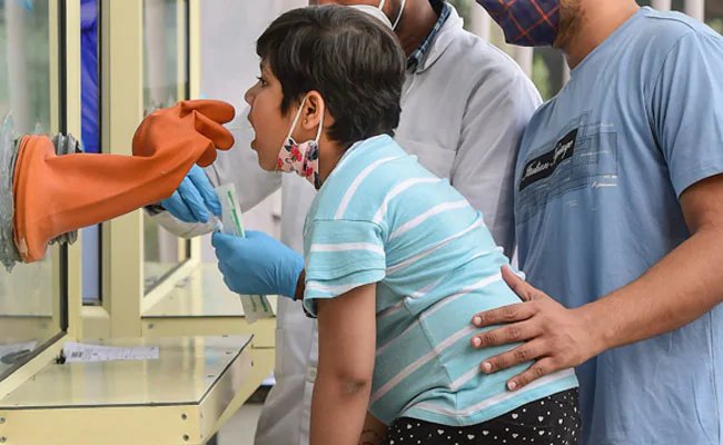 दिल्ली में कोरोना के मामलों में हुआ कुछ इजाफा, पिछले 24 घंटों में सामने आए 249 केस